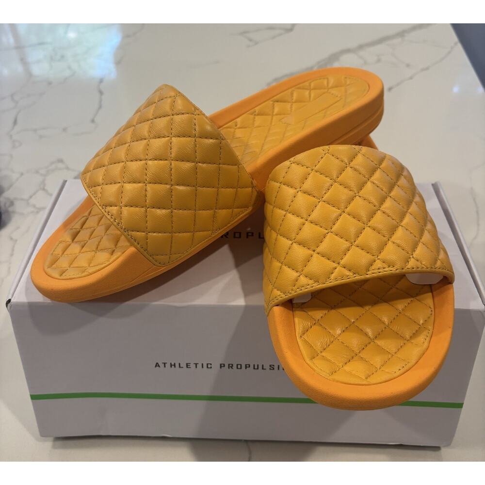 - $195 APL Athletic Propulsion Lab Lusso Slides Men’s Size 10 NIB